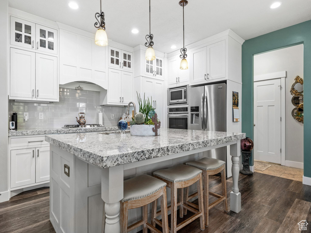 864 S 100 E Salem, UT 84653