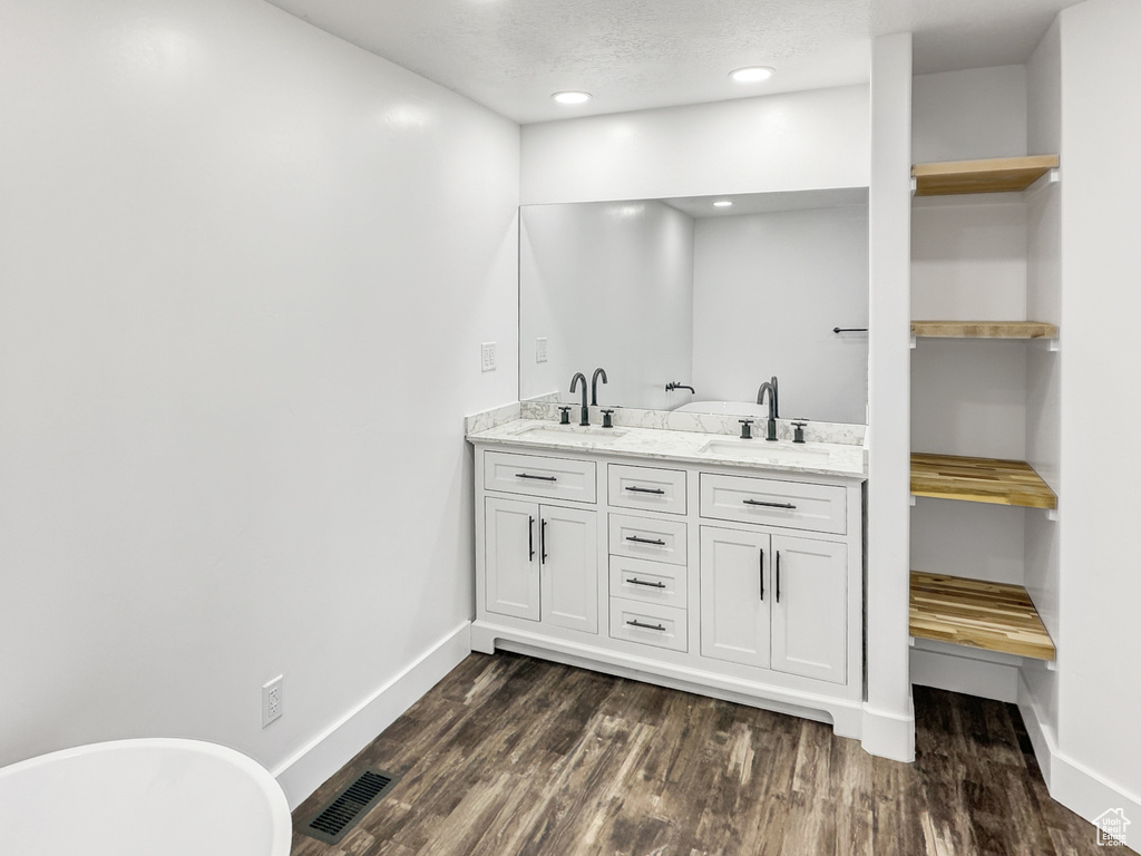 4190 E 2750 S Price, UT 84501