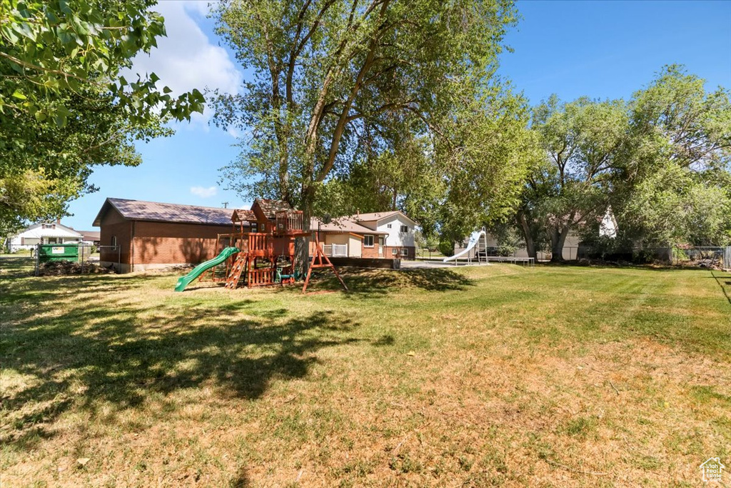 6559 W 4600 S Hooper, UT 84315