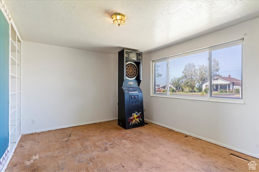 6559 W 4600 S Hooper, UT 84315