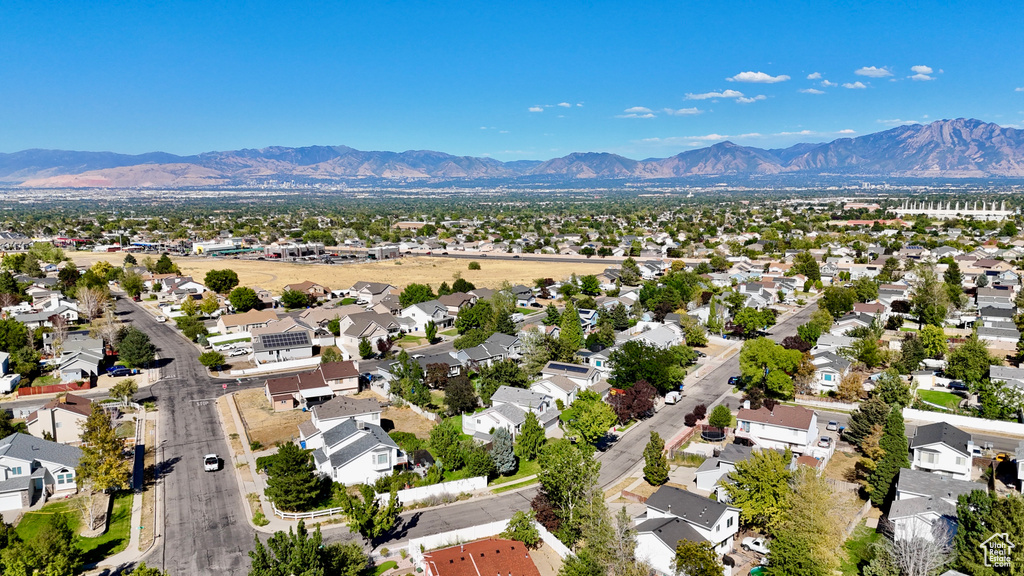 5716 S TROWBRIDGE WAY Salt Lake City, UT 84118