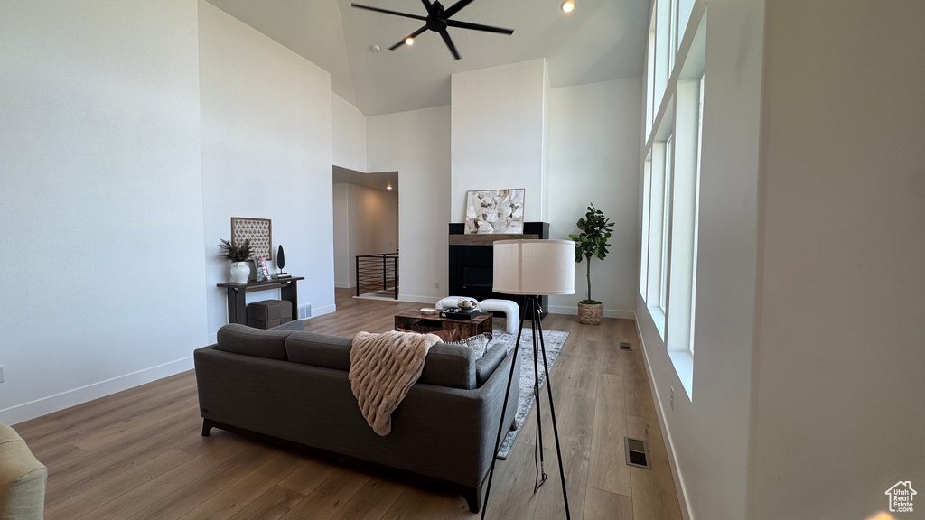 Photo 10 for MLS #2106202 at 8260 N Strasser Ct #429