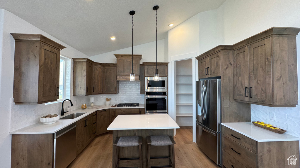 8260 N STRASSER CT #429 Lake Point, UT 84074