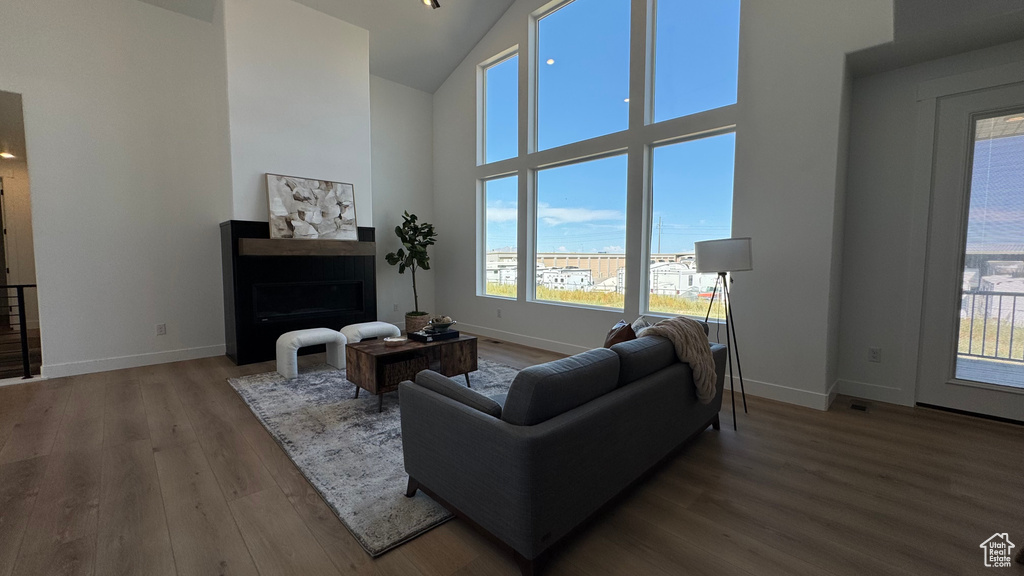 Photo 13 for MLS #2106202 at 8260 N Strasser Ct #429