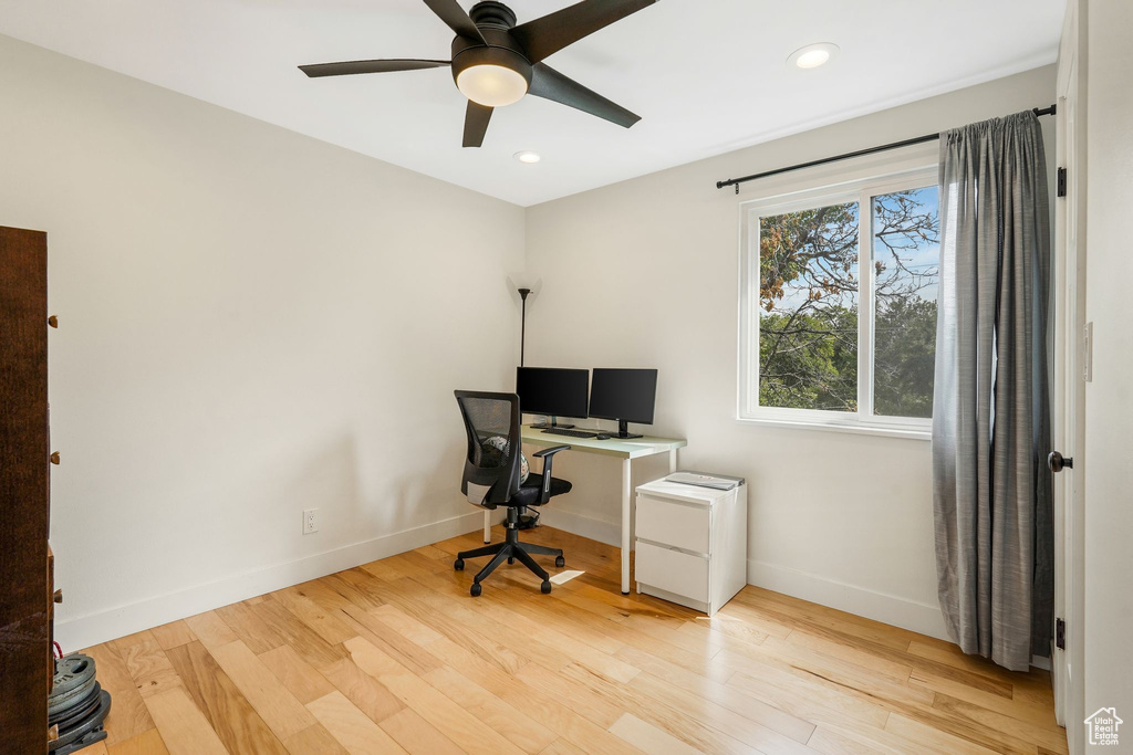 Photo 11 for MLS #2106212 at 339 E 600 South #1201