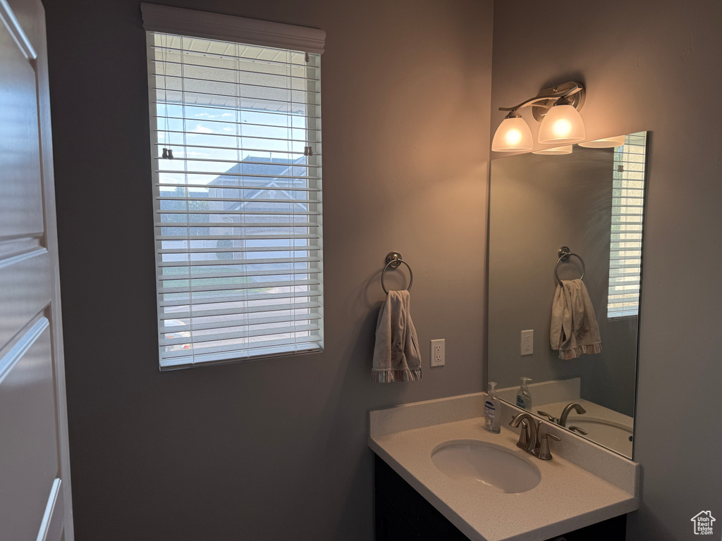 1913 S 525 W Syracuse, UT 84075
