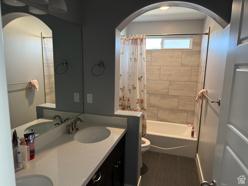 1913 S 525 W Syracuse, UT 84075