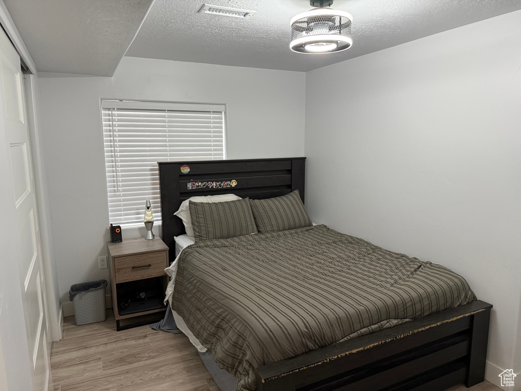 1913 S 525 W Syracuse, UT 84075