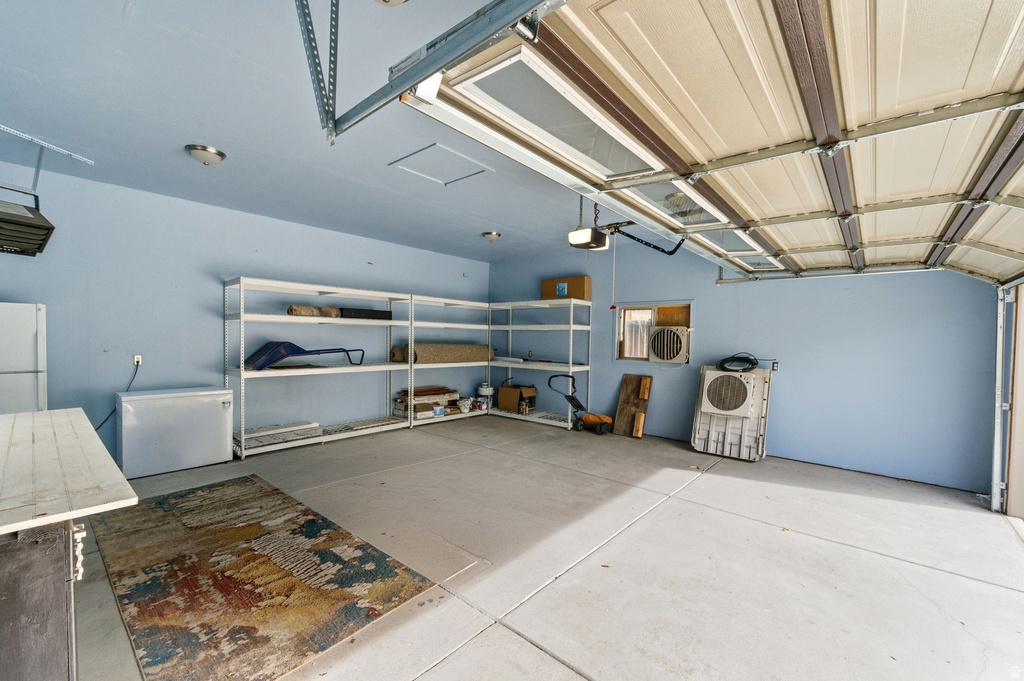 1133 E MILTON AVE Salt Lake City, UT 84105