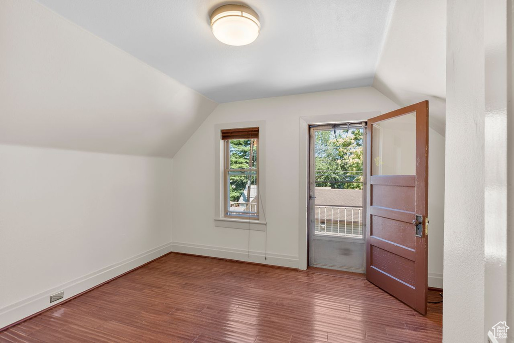 Photo 18 for MLS #2106224 at 1133 E Milton Ave