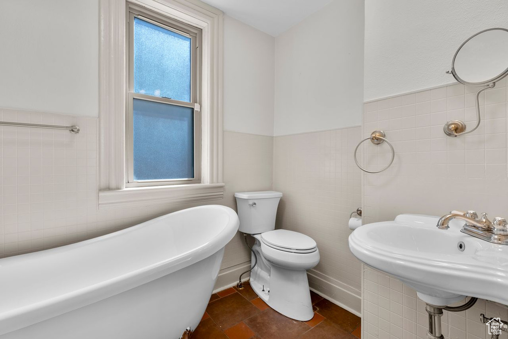 Photo 15 for MLS #2106224 at 1133 E Milton Ave
