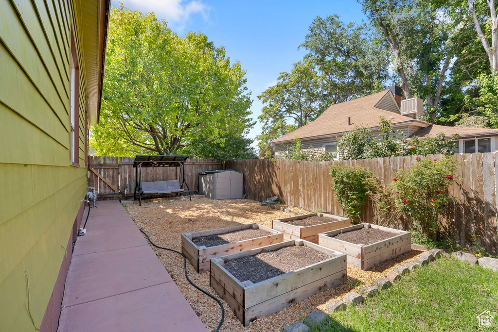 Photo 24 for MLS #2106224 at 1133 E Milton Ave