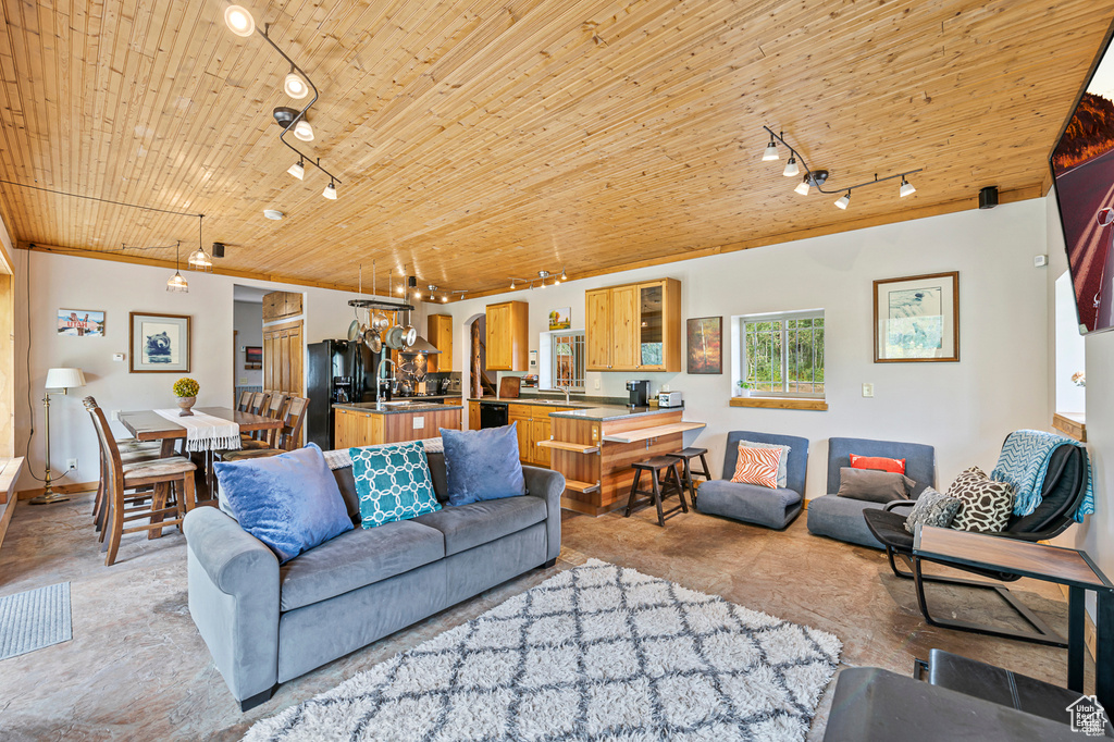 2029 W TOLLGATE RD Coalville, UT 84017