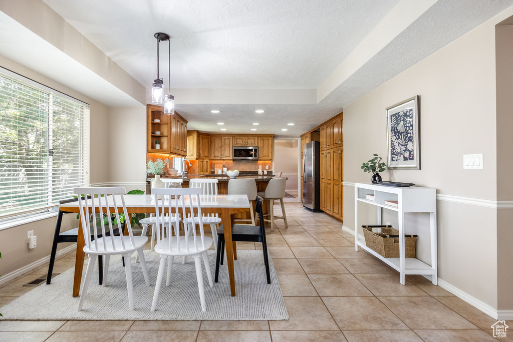 8535 SENDA CIR Sandy, UT 84093