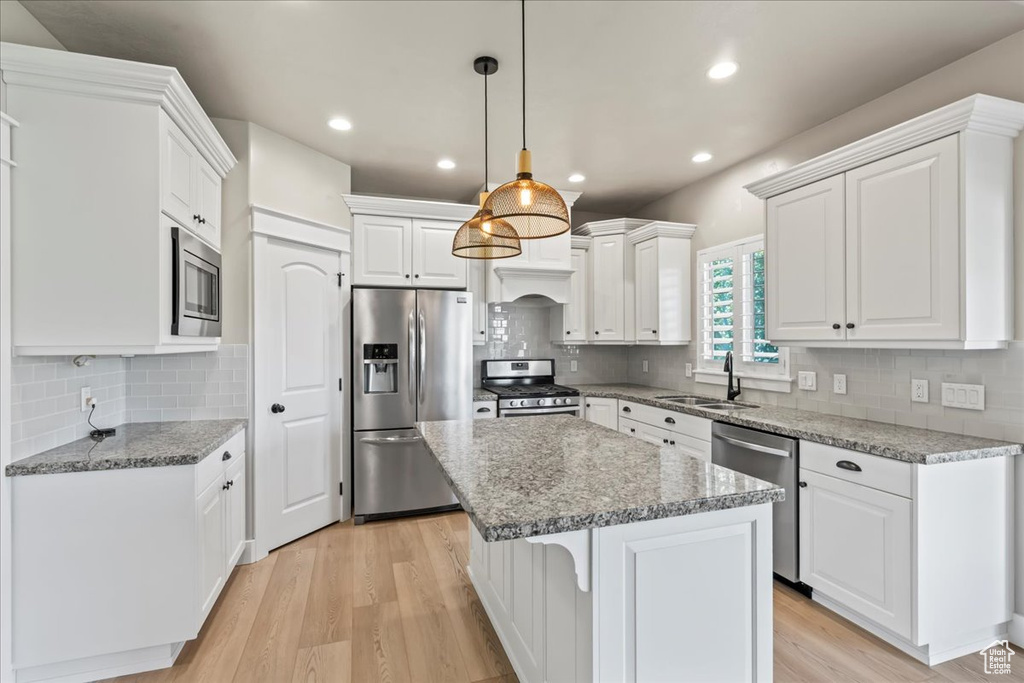 7492 W ABERFORD DR West Jordan, UT 84081