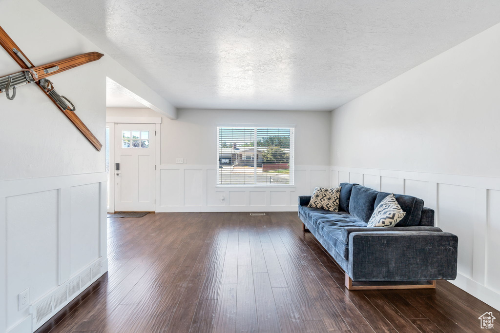 Photo 11 for MLS #2106247 at 2063 E Kane Cir