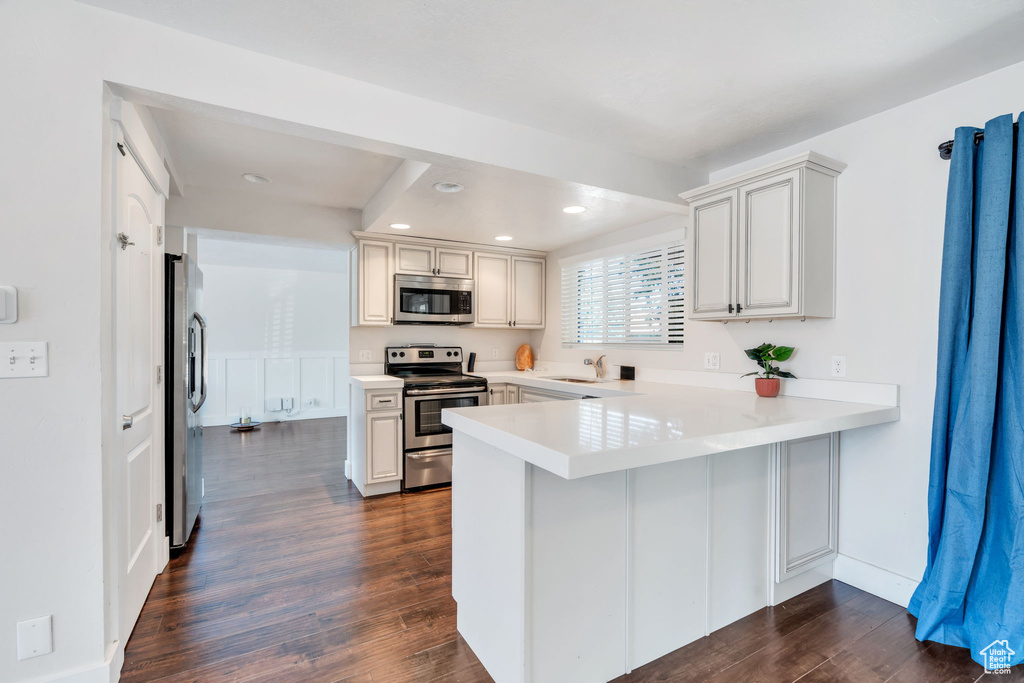 Photo 9 for MLS #2106247 at 2063 E Kane Cir