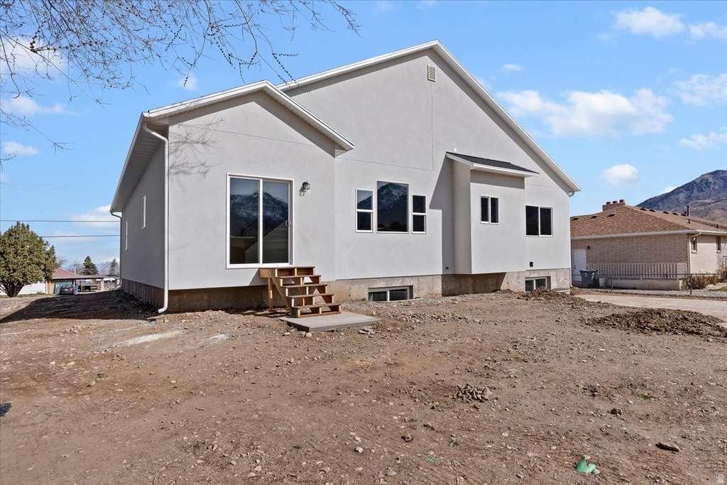 20 E 200 S Santaquin, UT 84655