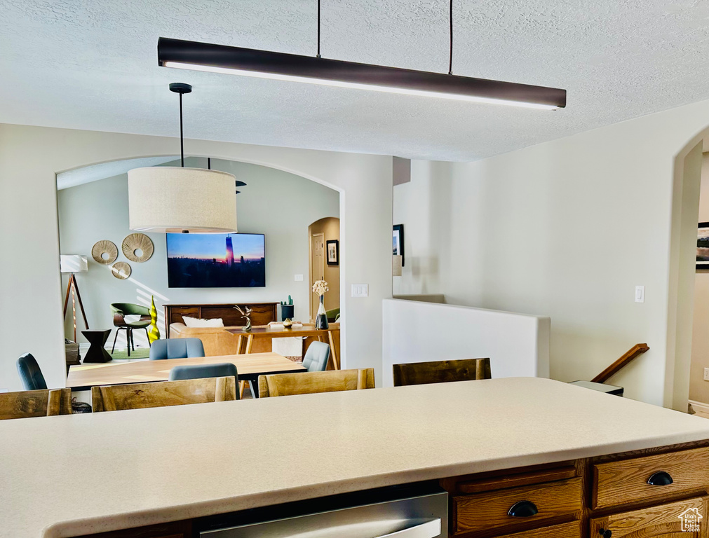 Photo 10 for MLS #2106257 at 676 S 620 East