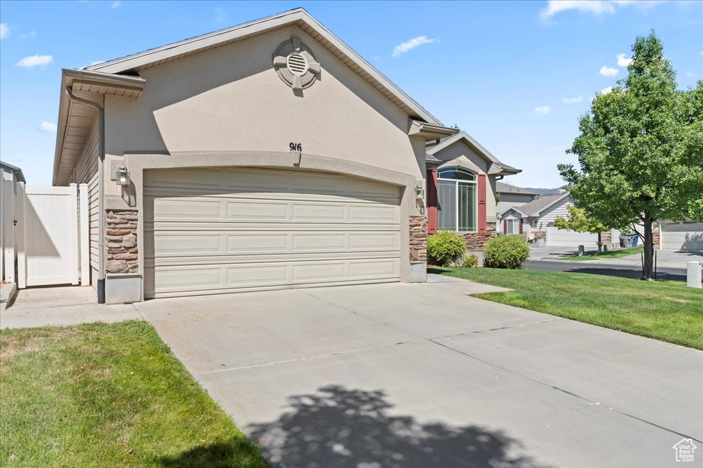 916 W FOXBORO DR North Salt Lake, UT 84054