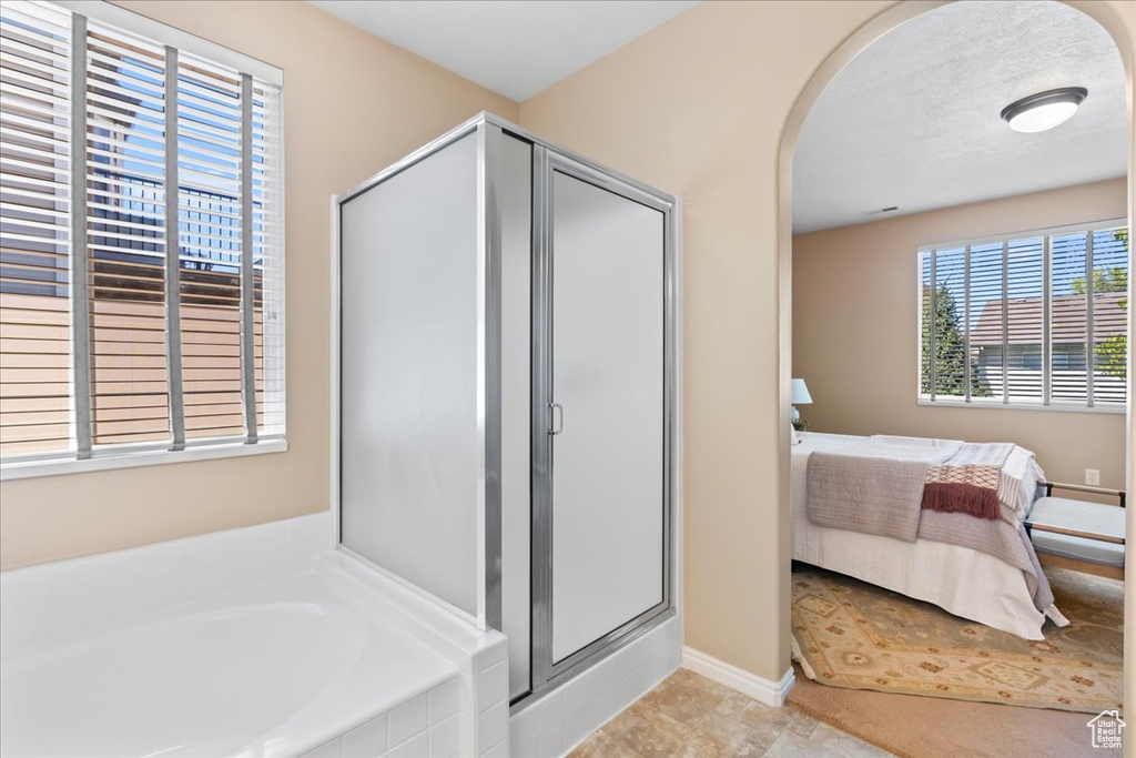 916 W FOXBORO DR North Salt Lake, UT 84054
