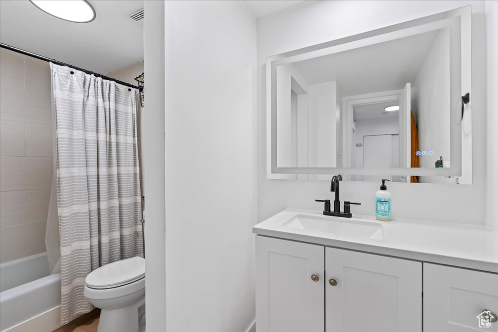 Photo 15 for MLS #2106277 at 415 E Creekside Cir #B