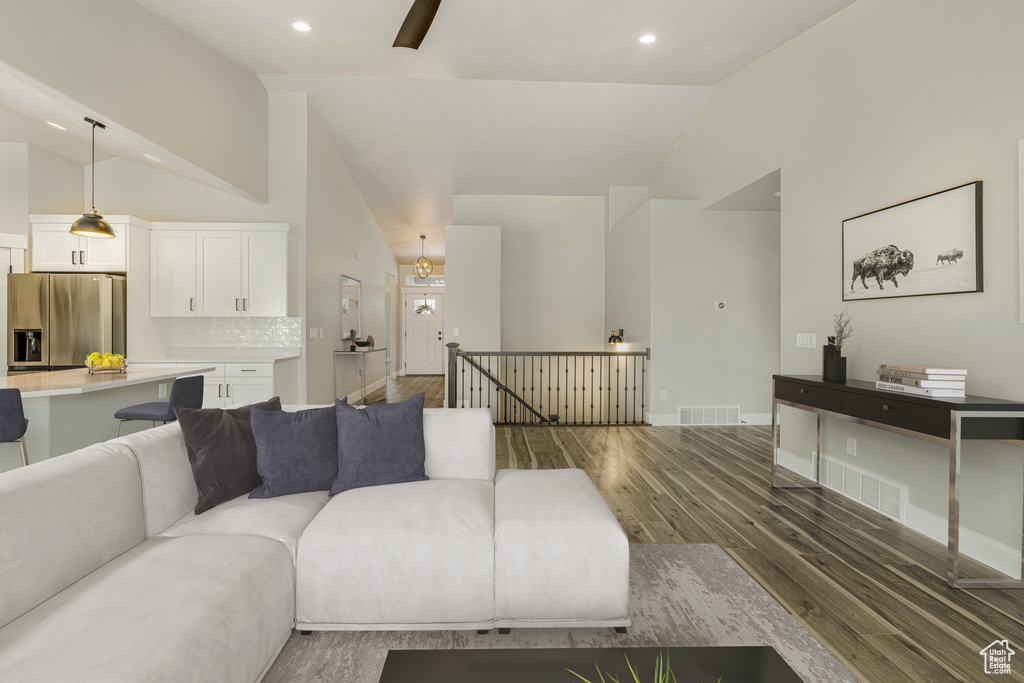 Photo 14 for MLS #2106305 at 507 W 2030 North