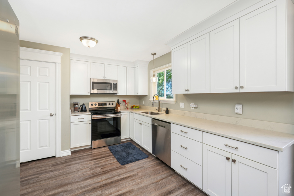 Photo 9 for MLS #2106321 at 1085 E Grove Creek Dr
