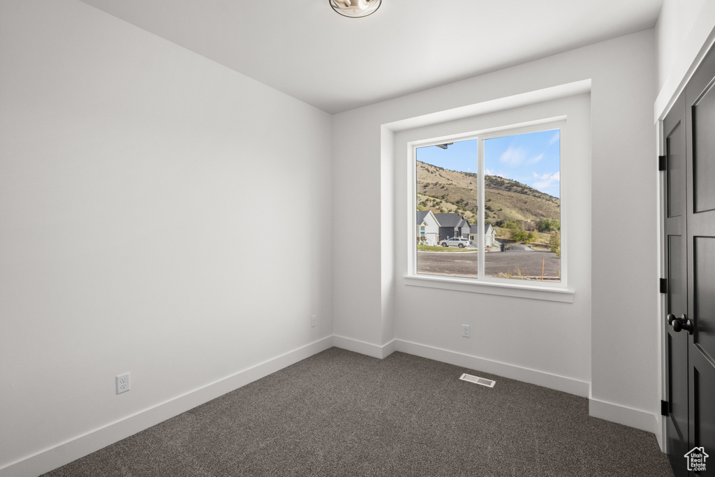 Photo 22 for MLS #2106346 at 827 E Jenny Ln