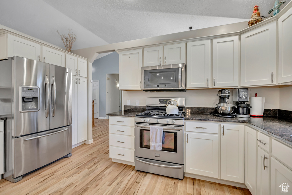 9851 S BIRDIE WAY South Jordan, UT 84009