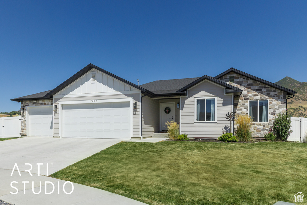 7212 S HAROLDS WAY South Weber, UT 84405