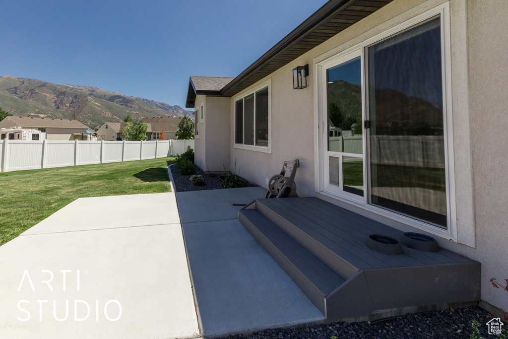 7212 S HAROLDS WAY South Weber, UT 84405