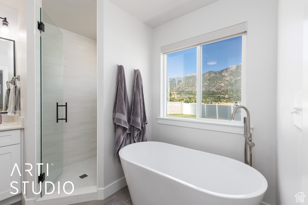 7212 S HAROLDS WAY South Weber, UT 84405