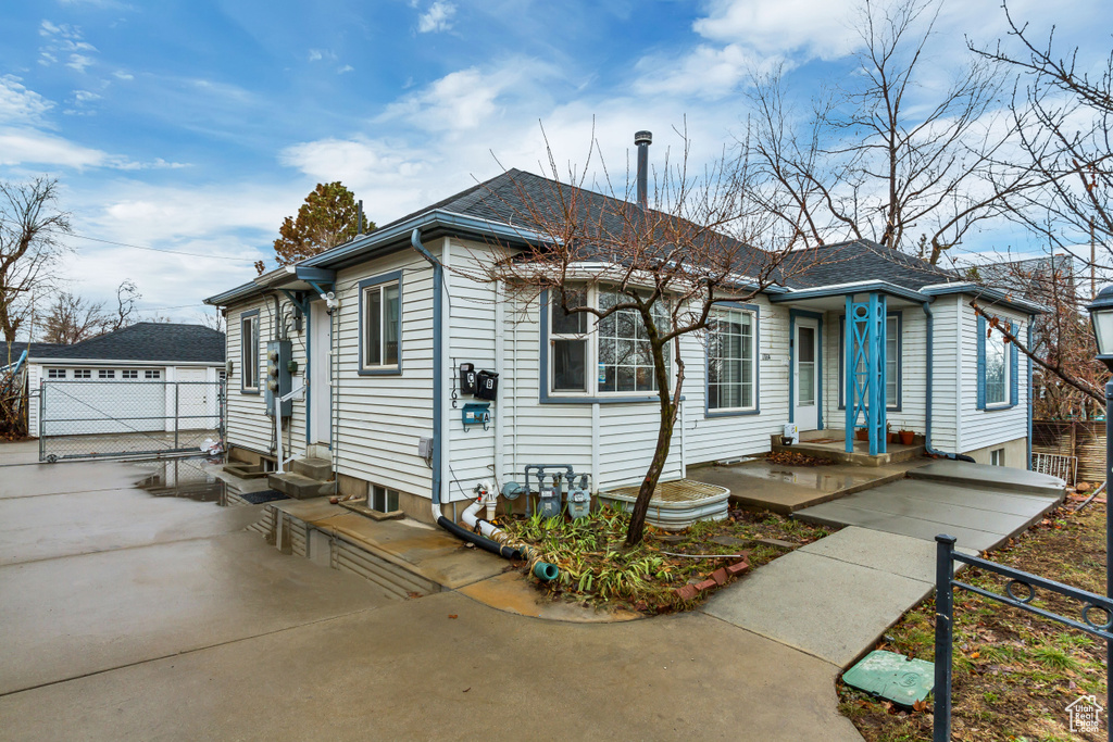 Photo 2 for MLS #2106356 at 1116 E 400 South