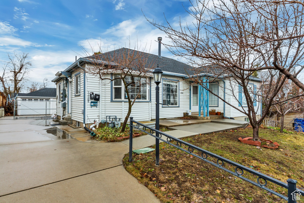 Photo 3 for MLS #2106356 at 1116 E 400 South