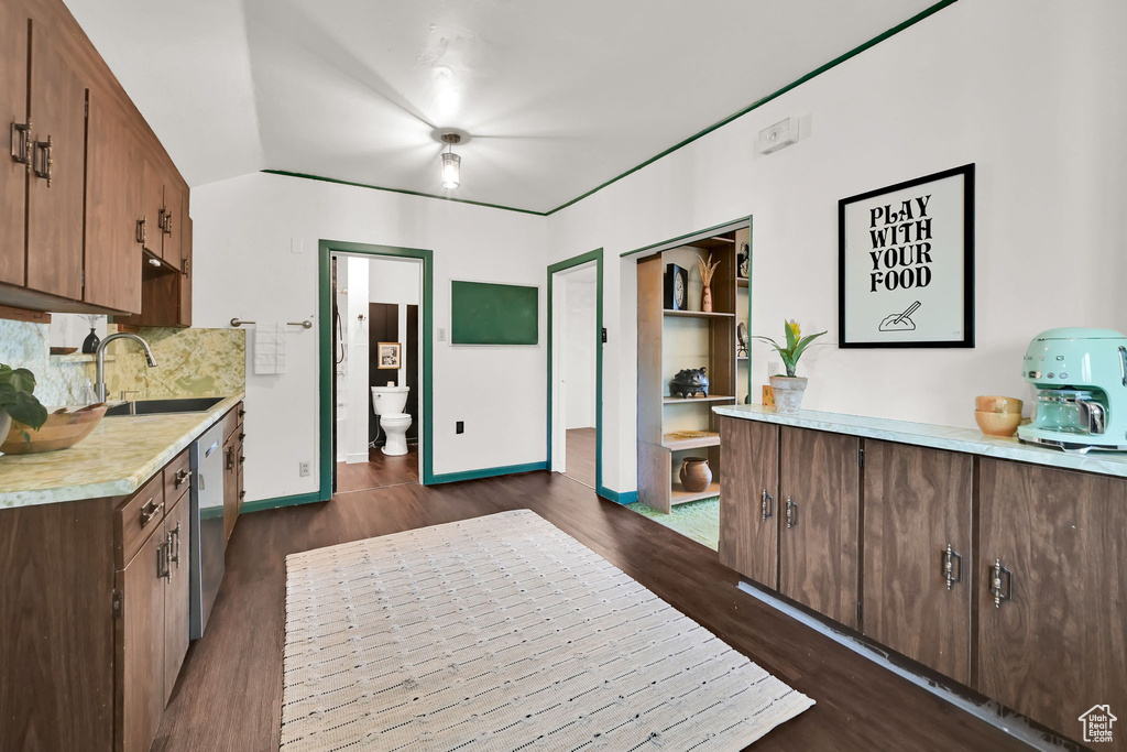 Photo 15 for MLS #2106393 at 665 E 6th Ave
