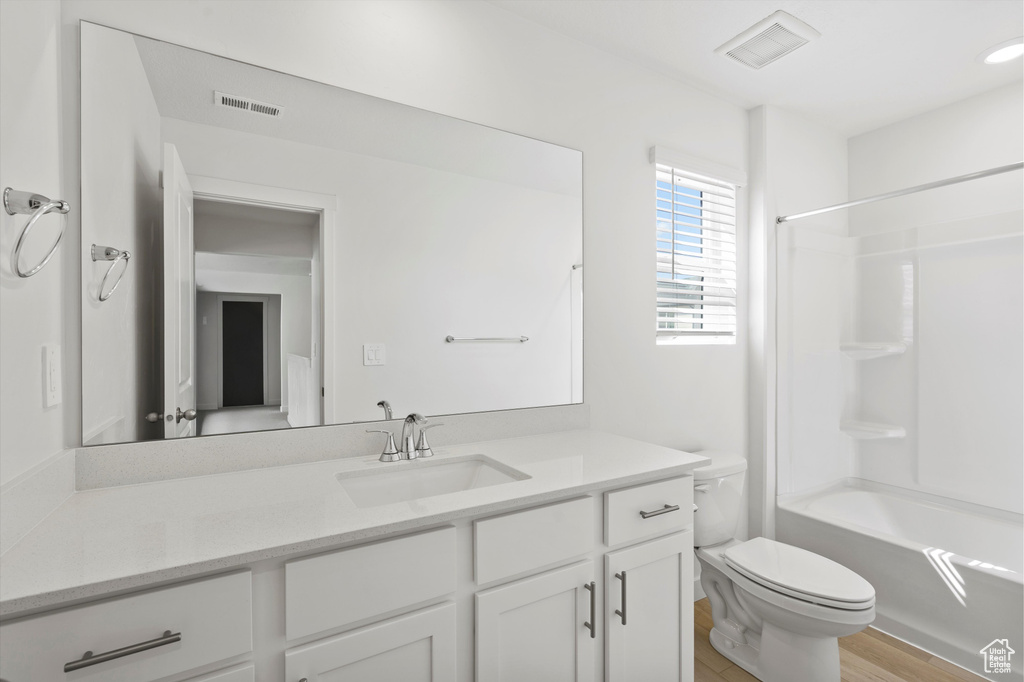 Photo 42 for MLS #2106401 at 953 N 200 East #30