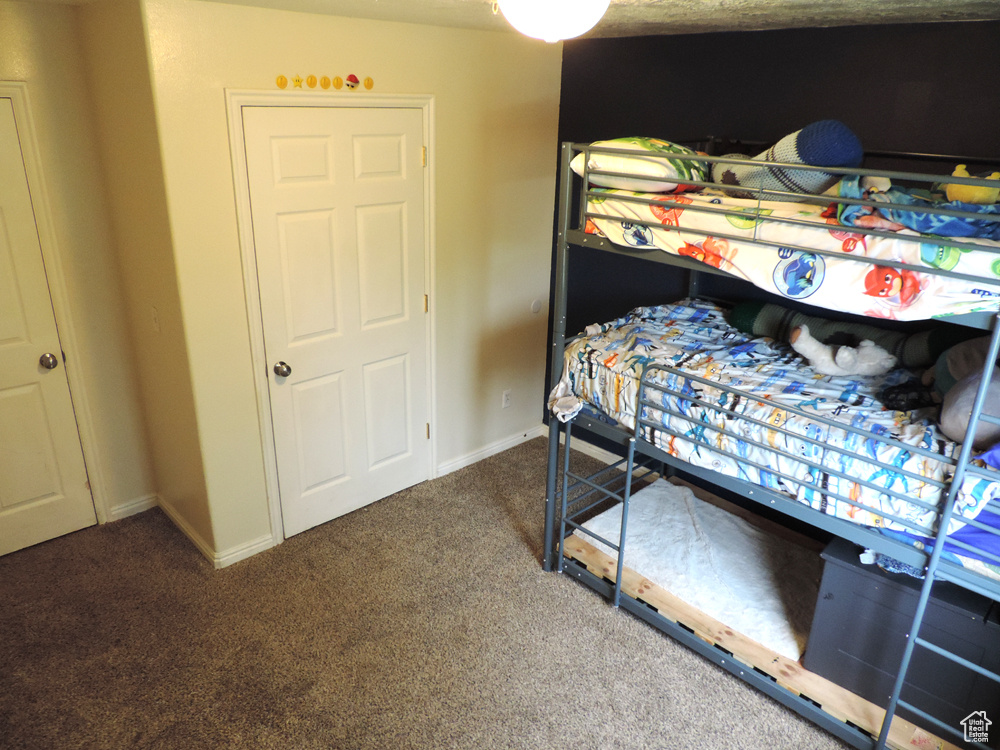 8198 N CEDAR SPRINGS RD #APT 5 Eagle Mountain, UT 84005