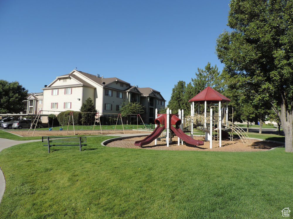 8198 N CEDAR SPRINGS RD #APT 5 Eagle Mountain, UT 84005