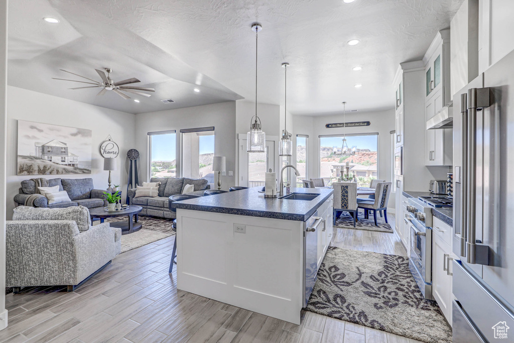 Photo 10 for MLS #2106404 at 1047 N 2050 East
