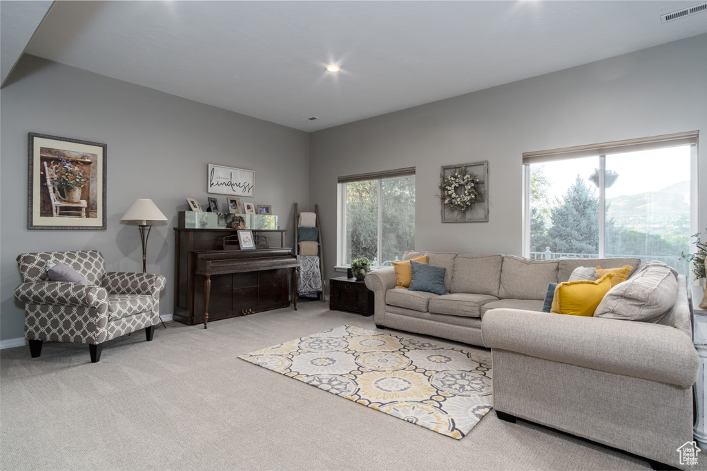 Photo 25 for MLS #2106417 at 88 W Cascade Ave