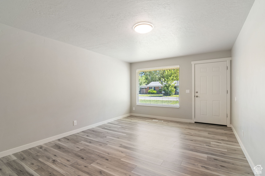 1363 E 4170 S Millcreek, UT 84124