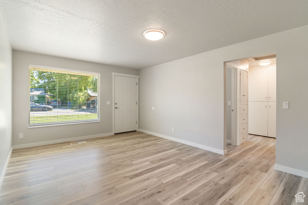 1363 E 4170 S Millcreek, UT 84124