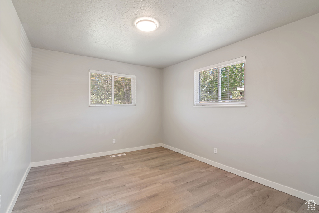 1363 E 4170 S Millcreek, UT 84124