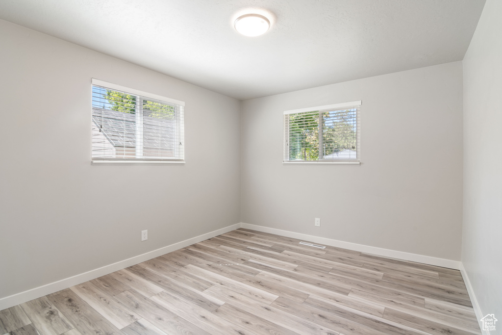 1363 E 4170 S Millcreek, UT 84124