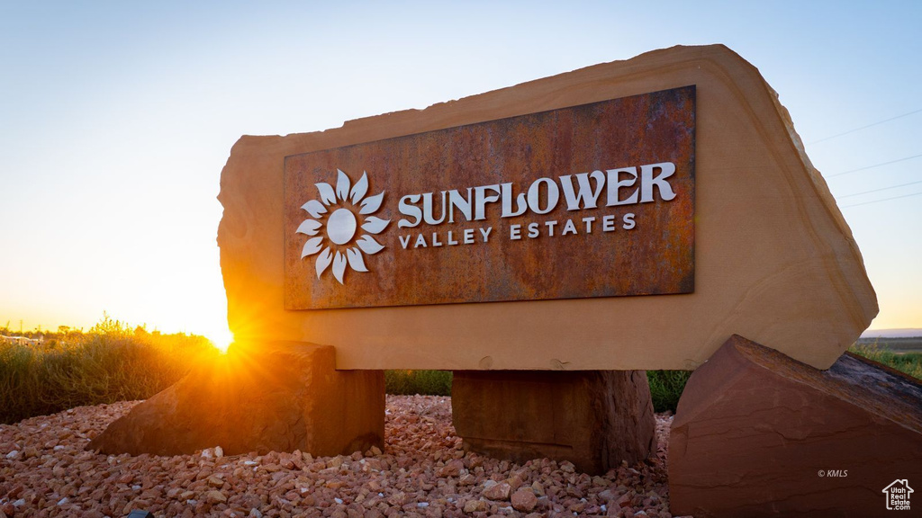 47  SEGO LILY CIR Kanab, UT 84741