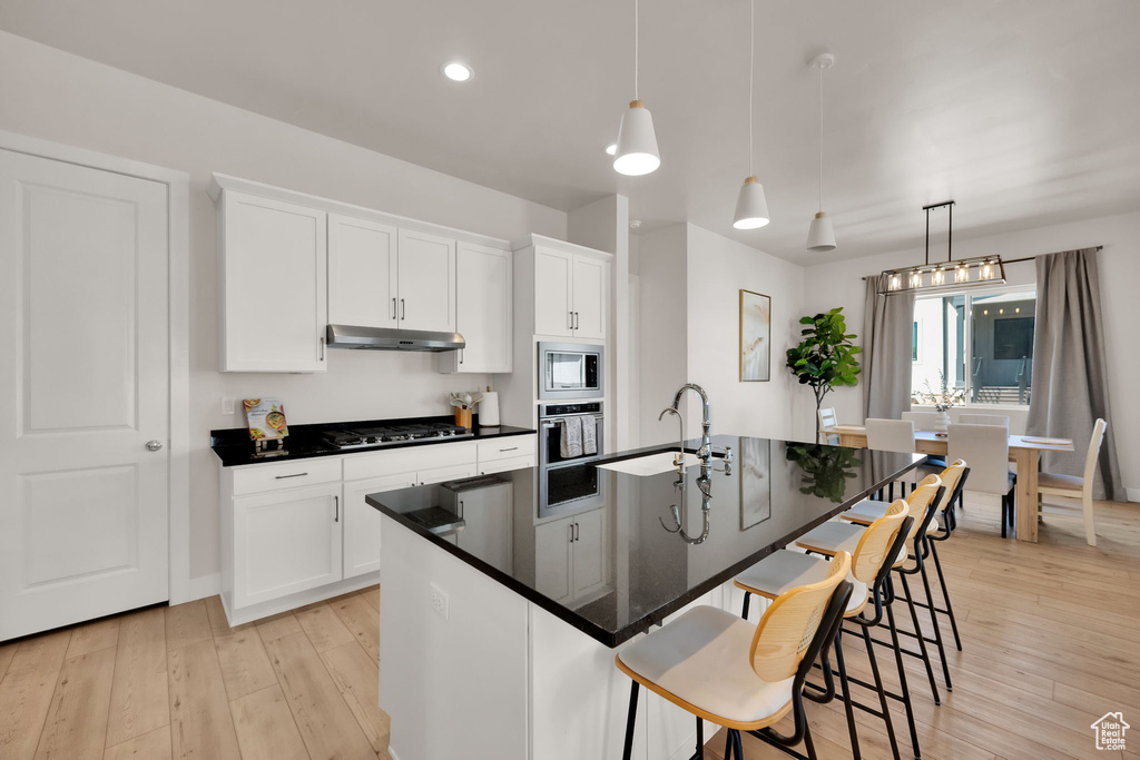Photo 16 for MLS #2106446 at 1612 W Maple Brook Ln #27
