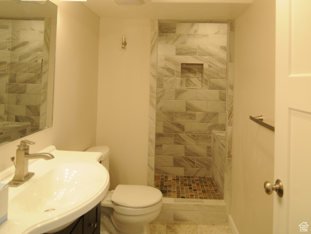 1365 E OAKMONT LN Fruit Heights, UT 84037