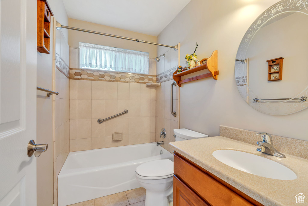 Photo 7 for MLS #2106456 at 2241 N 525 East