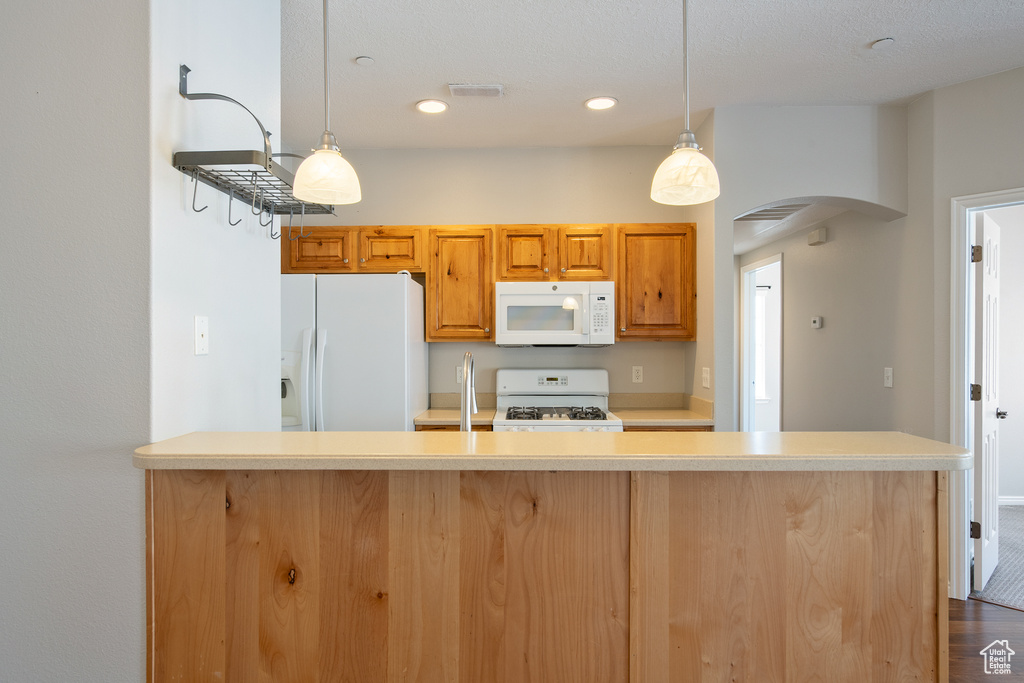 Photo 9 for MLS #2106458 at 1068 S Canyon Meadow Dr #6